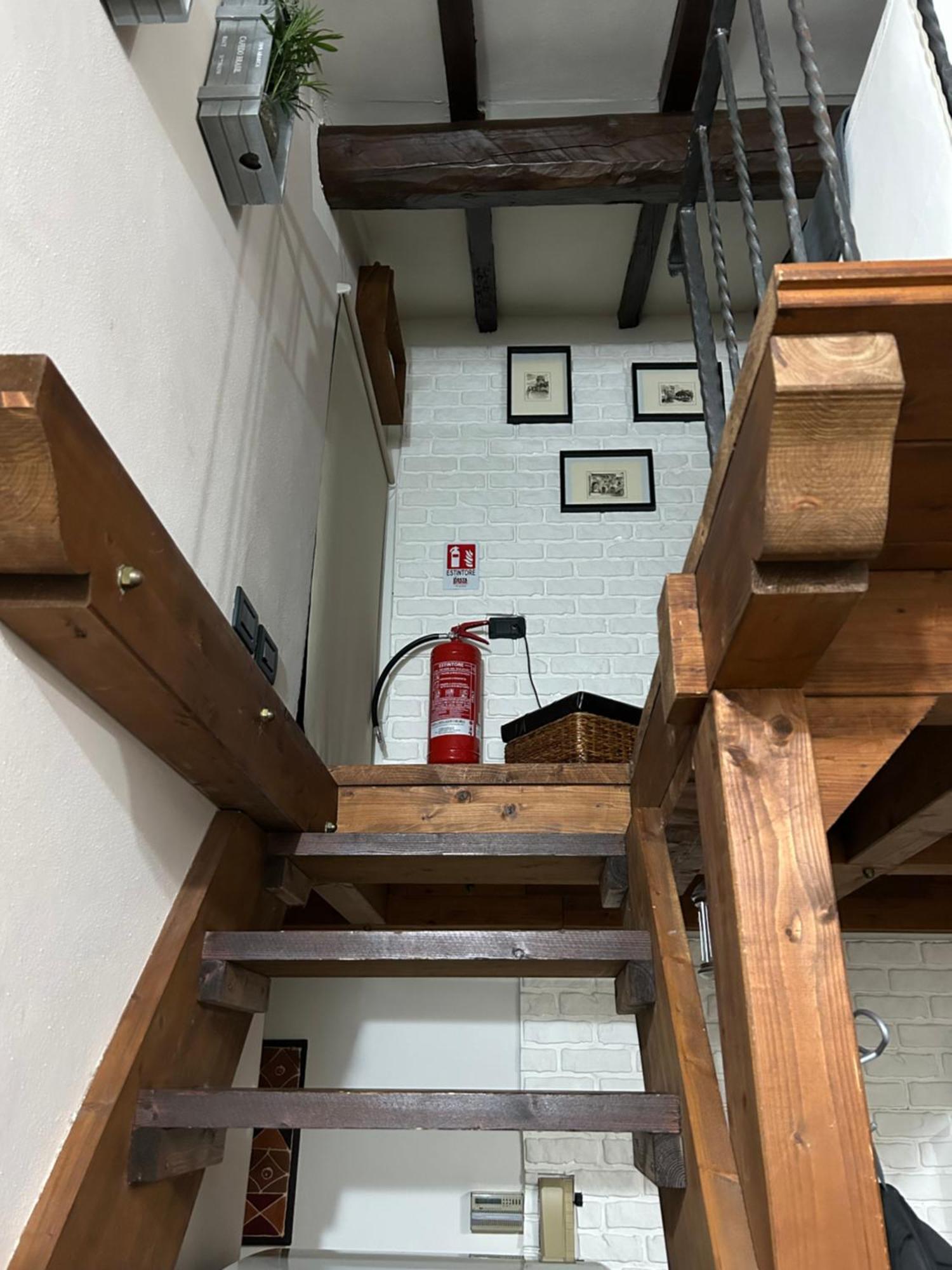 My Hive Apartment Cascina Exterior photo